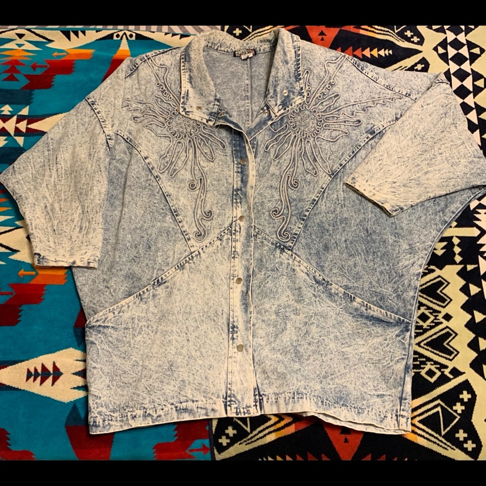 vintage acidwash denim jacket chest embellishments
